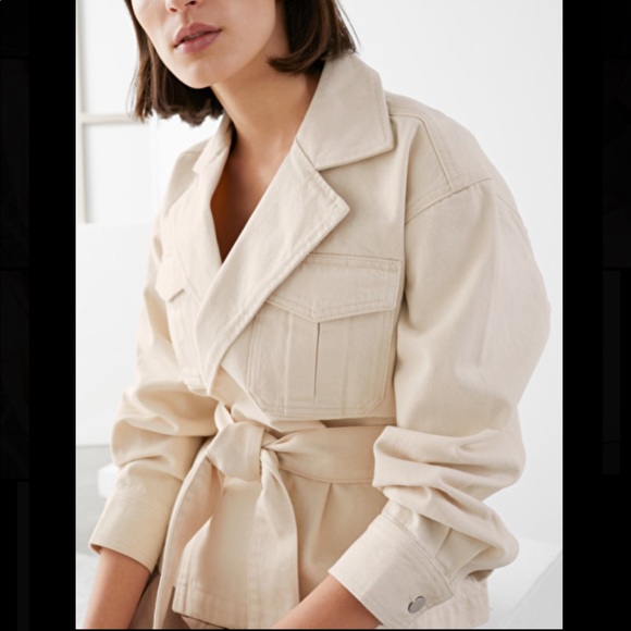 Short Trench Jacket Beigeoff 